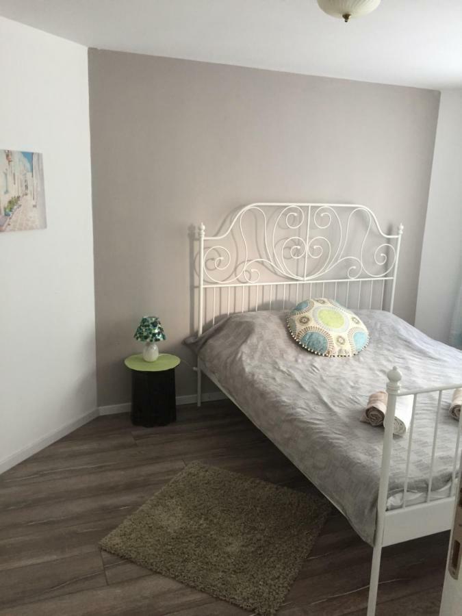 Apartment Button In Downtown โซเฟีย ภายนอก รูปภาพ